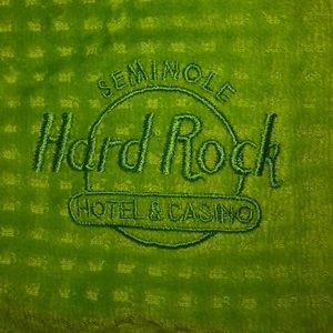 OS Robe set NWT Kiwi Green 🥝 Hard Rock Cafe Tampa Seminole